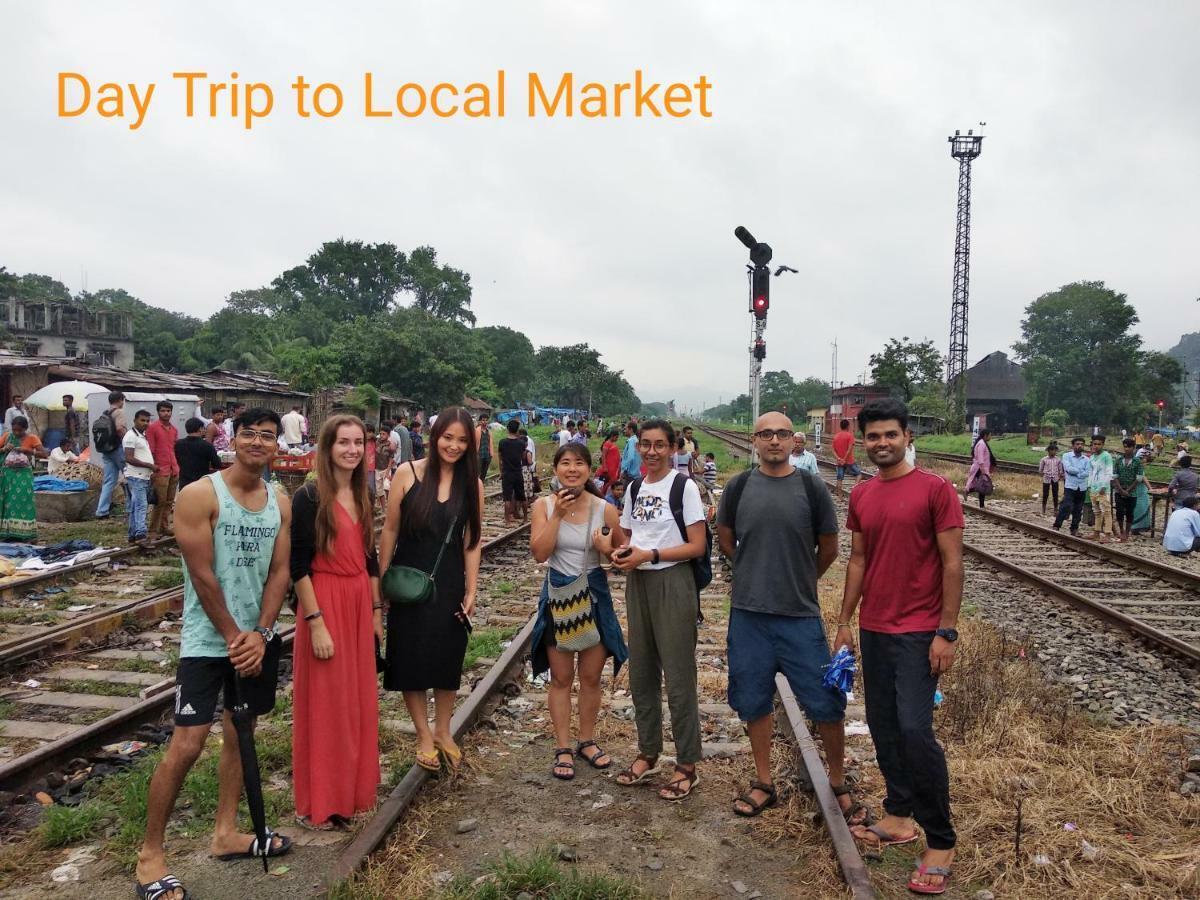 Gibbon Backpackers Hostel กูวาฮาติ ภายนอก รูปภาพ
